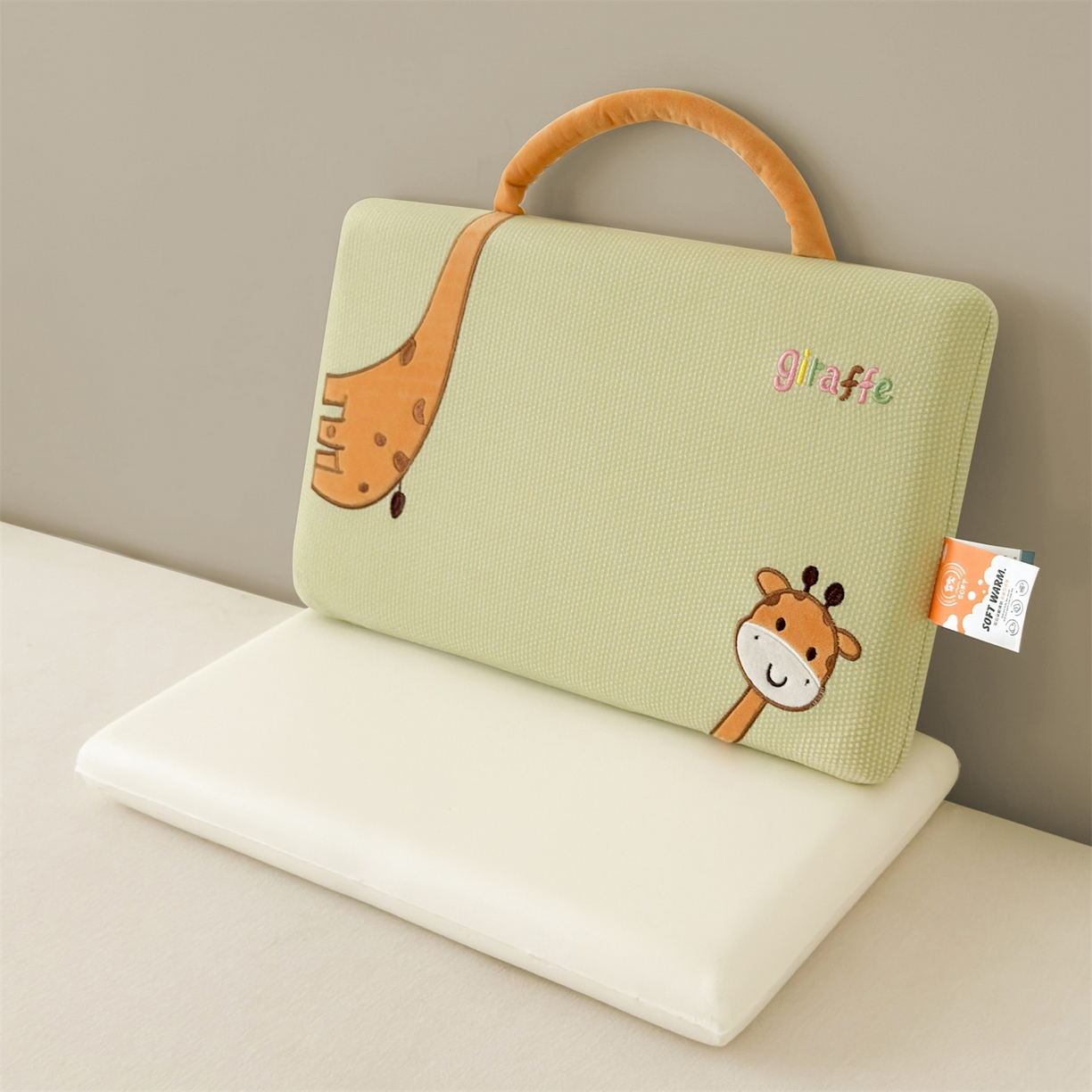 91家纺网 家纺一手货源 找家纺 麦肯锡 2025新款长颈鹿面包儿童记忆枕 枕头枕芯 绿色/对