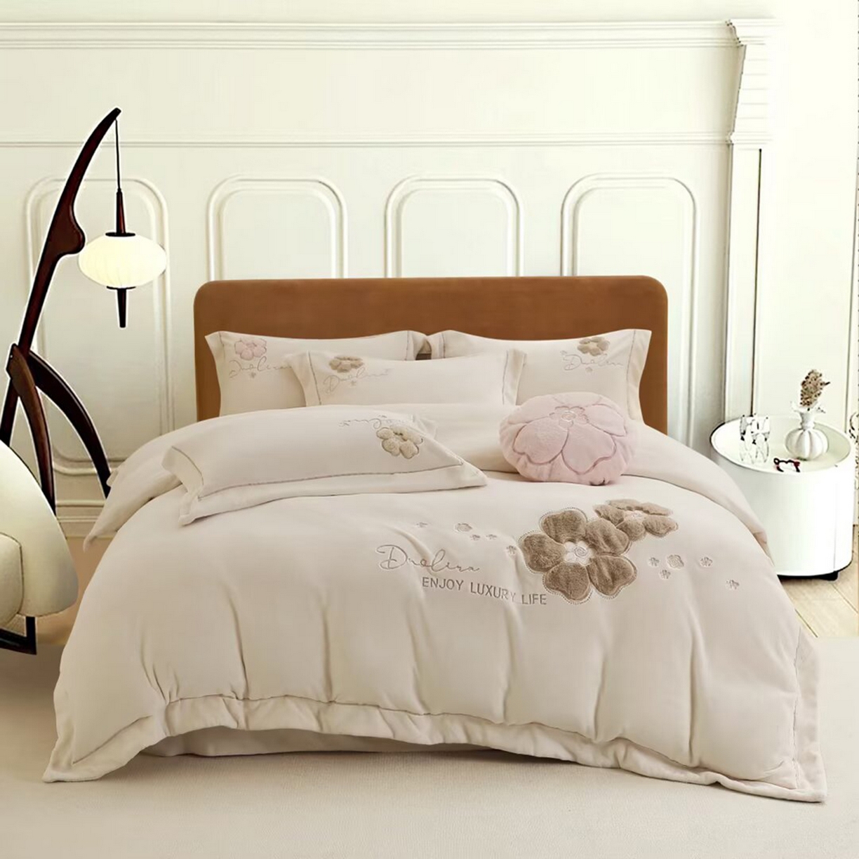 91家纺网 家纺一手货源 找家纺 （总）棉生活家纺 2025新款高奢工艺260克A类牛奶绒兔毛贴布绣四件套-秀妍