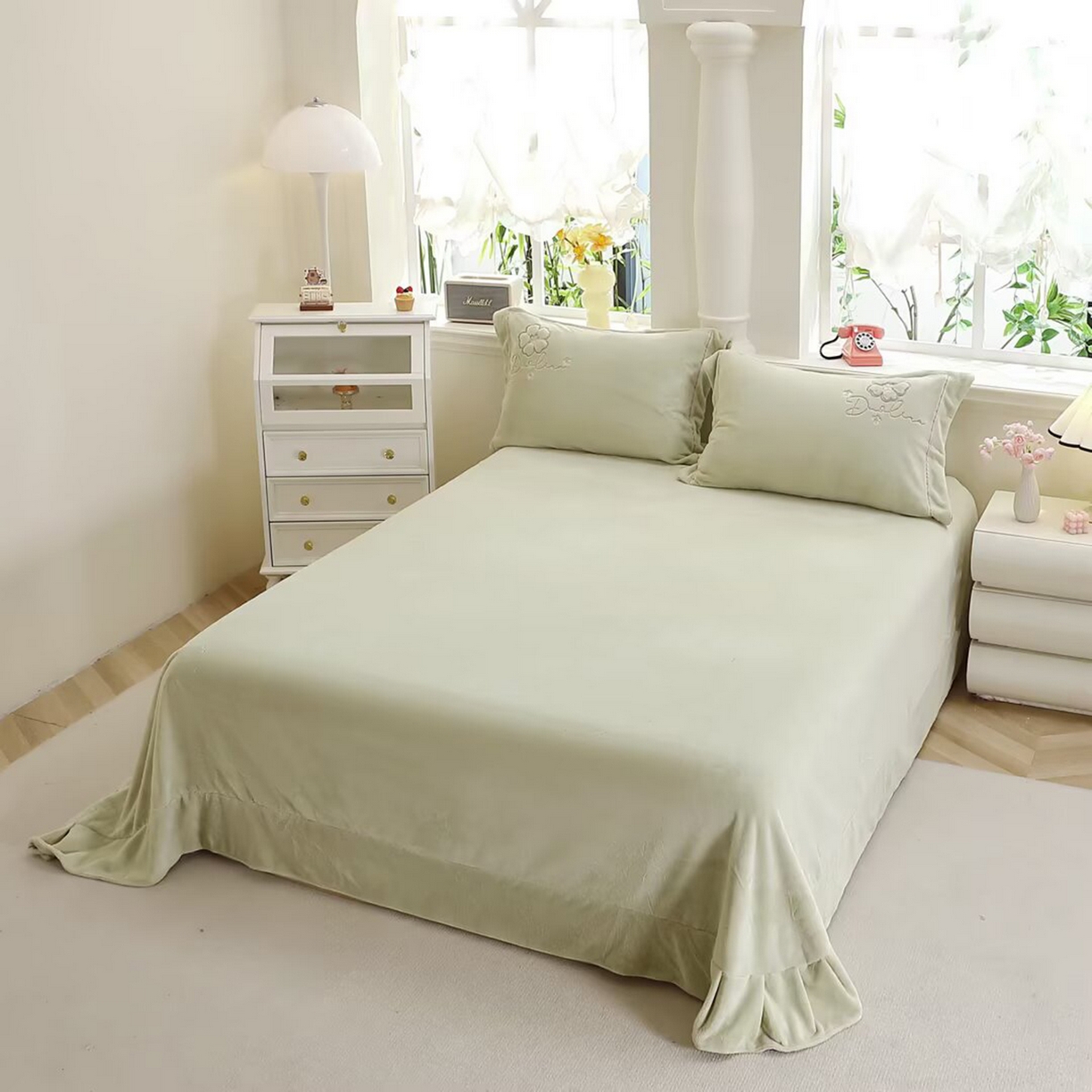 91家纺网 家纺一手货源 找家纺 棉生活家纺 2025新款高奢工艺260克A类牛奶绒兔毛贴布绣四件套-秀妍 秀妍-青草绿