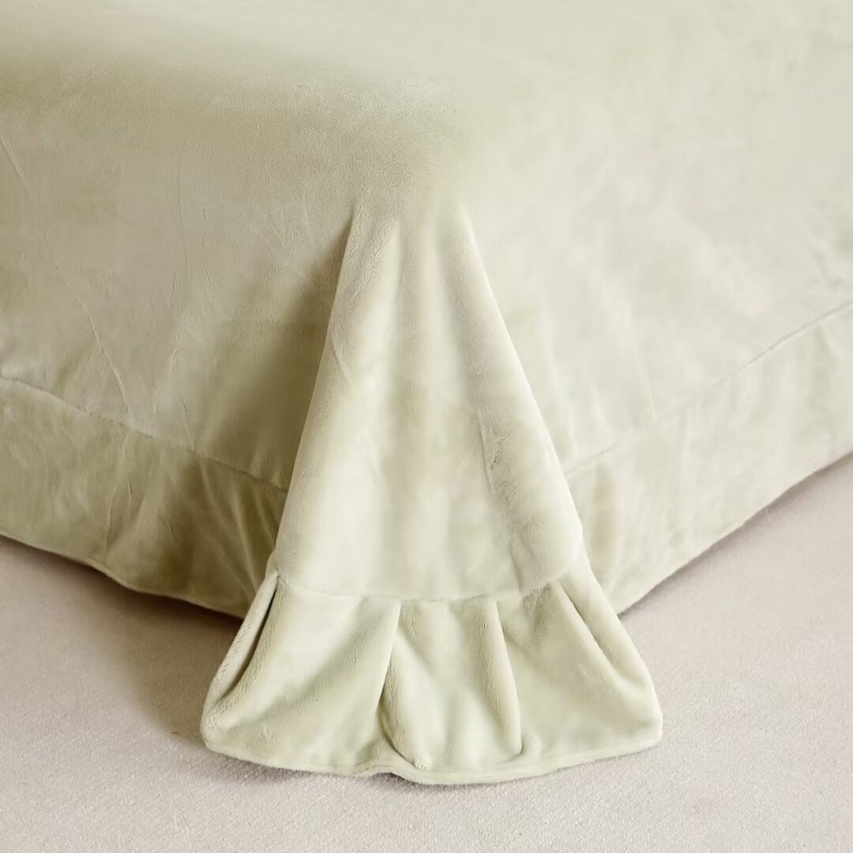 91家纺网 家纺一手货源 找家纺 棉生活家纺 2025新款高奢工艺260克A类牛奶绒兔毛贴布绣四件套-秀妍 秀妍-青草绿