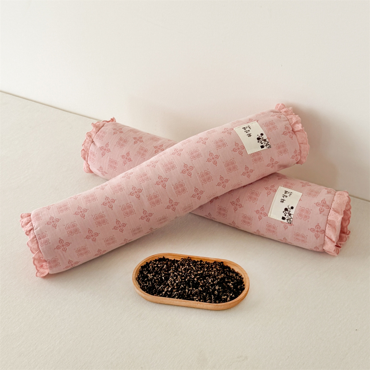 91家纺网 家纺一手货源 找家纺 （总）麦肯锡 2025新款双层纱圆柱荞麦枕 枕头枕芯