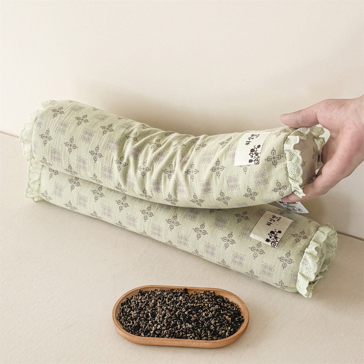 91家纺网 家纺一手货源 找家纺 麦肯锡 2025新款双层纱圆柱荞麦枕 枕头枕芯 绿色/只