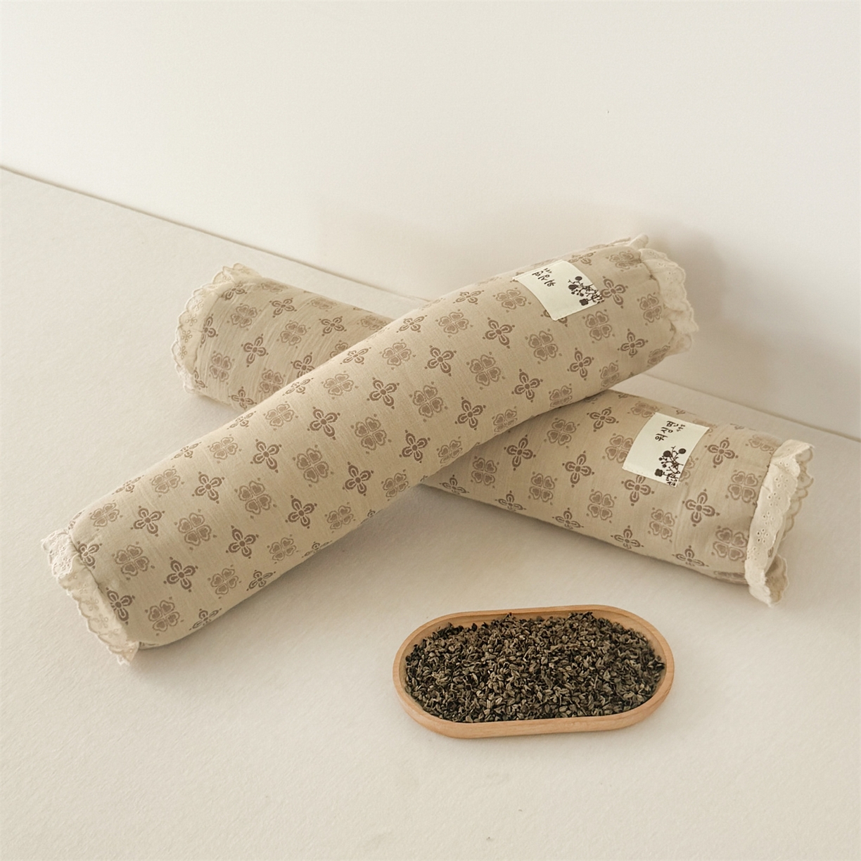 91家纺网 家纺一手货源 找家纺 麦肯锡 2025新款双层纱圆柱荞麦枕 枕头枕芯 棕色/只