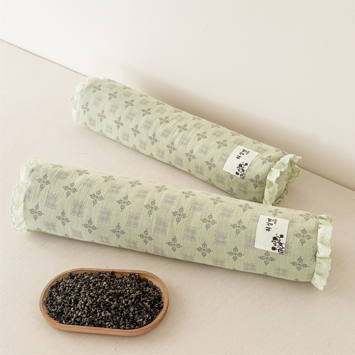 91家纺网 家纺一手货源 找家纺 麦肯锡 2025新款双层纱圆柱荞麦枕 枕头枕芯 绿色/对