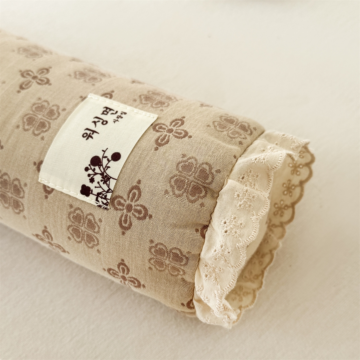 91家纺网 家纺一手货源 找家纺 麦肯锡 2025新款双层纱圆柱荞麦枕 枕头枕芯 棕色/对