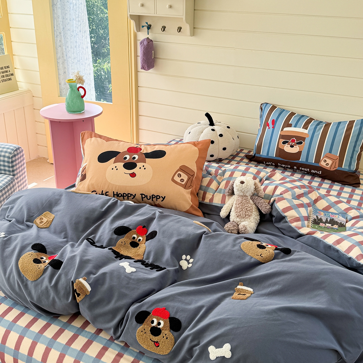 91家纺网 家纺一手货源 找家纺 柚子YOUTH 2025新款全棉秋冬磨毛毛巾绣四件套 摩卡狗