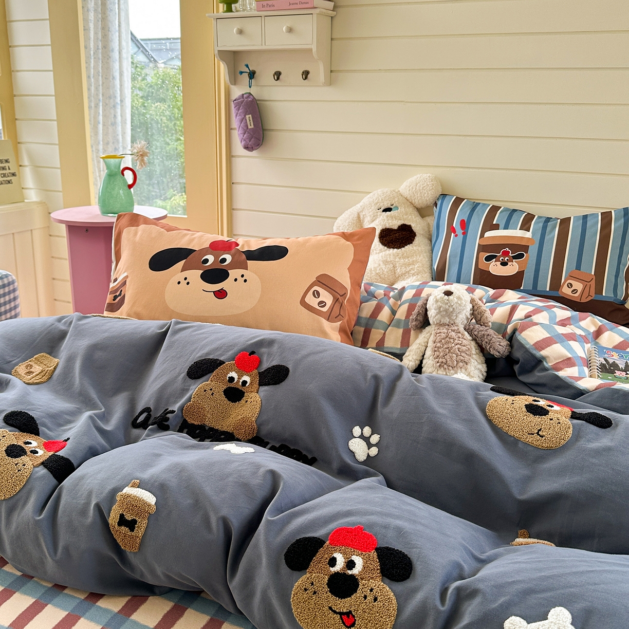 91家纺网 家纺一手货源 找家纺 柚子YOUTH 2025新款全棉秋冬磨毛毛巾绣四件套 摩卡狗