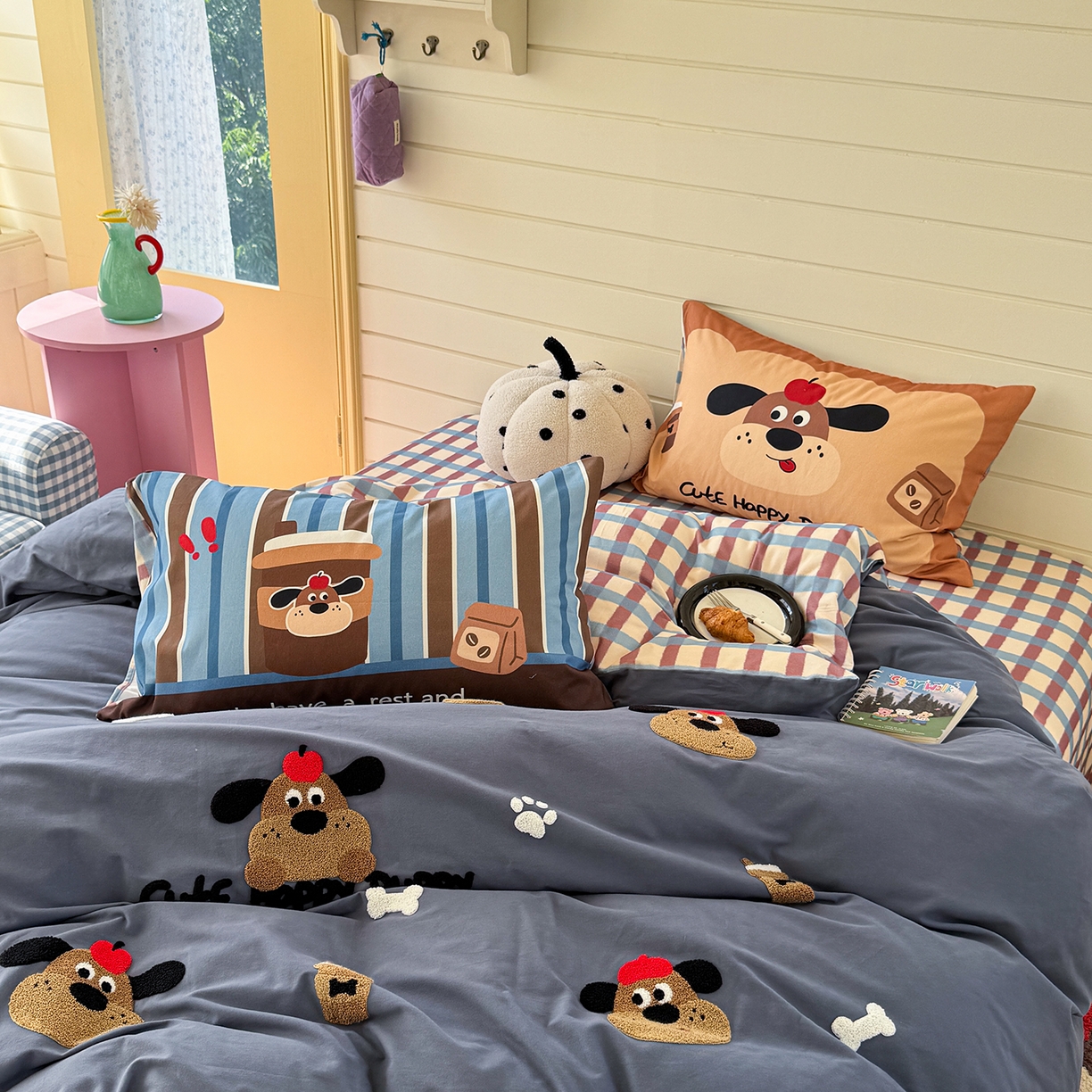 91家纺网 家纺一手货源 找家纺 柚子YOUTH 2025新款全棉秋冬磨毛毛巾绣四件套 摩卡狗