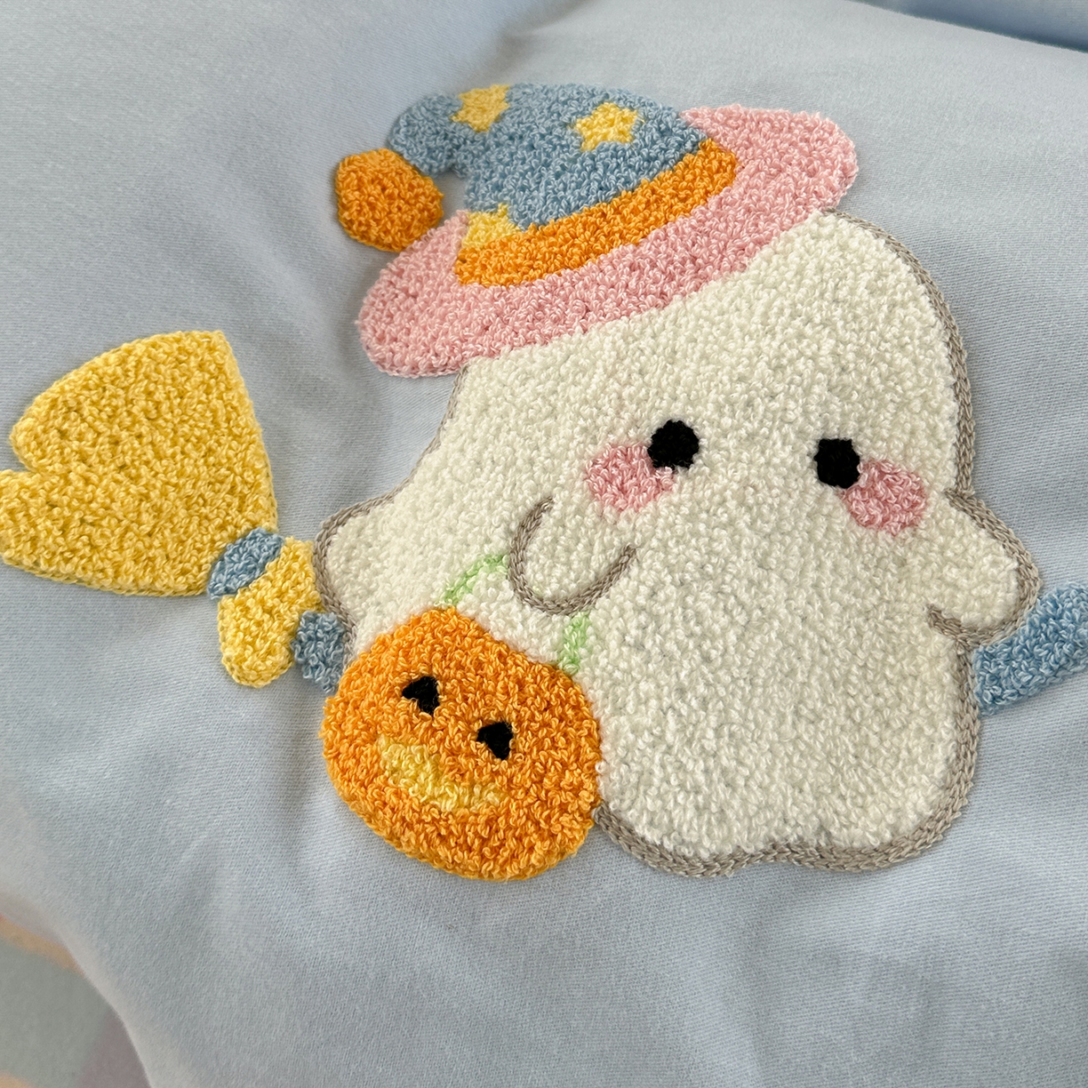 91家纺网 家纺一手货源 找家纺 柚子YOUTH 2025新款全棉秋冬磨毛毛巾绣四件套 南瓜巫师