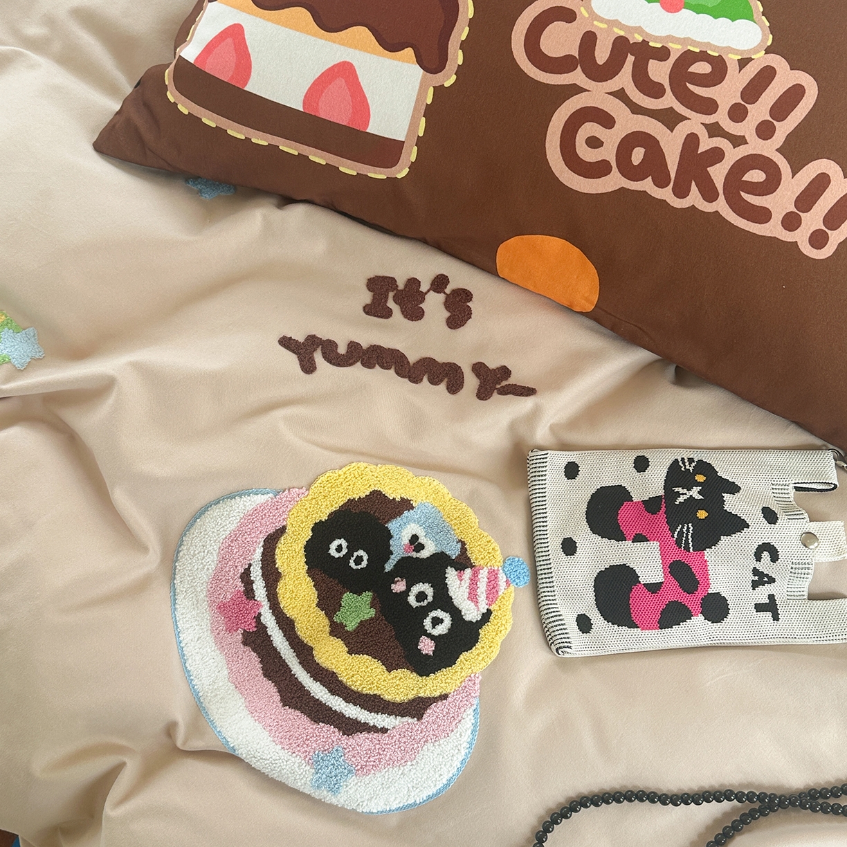 91家纺网 家纺一手货源 找家纺 柚子YOUTH 2025新款全棉秋冬磨毛毛巾绣四件套 小黑豆