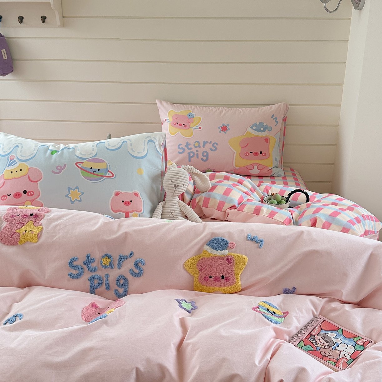 91家纺网 家纺一手货源 找家纺 柚子YOUTH 2025新款全棉秋冬磨毛毛巾绣四件套 星星小猪