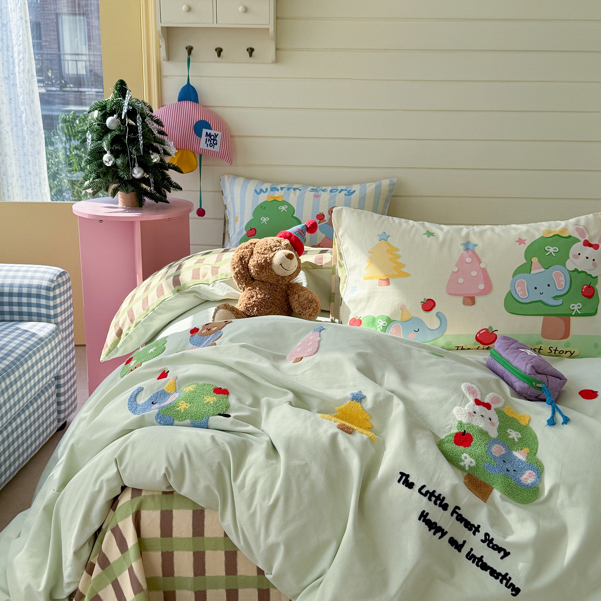 91家纺网 家纺一手货源 找家纺 柚子YOUTH 2025新款全棉秋冬磨毛毛巾绣四件套 熊兔乐园