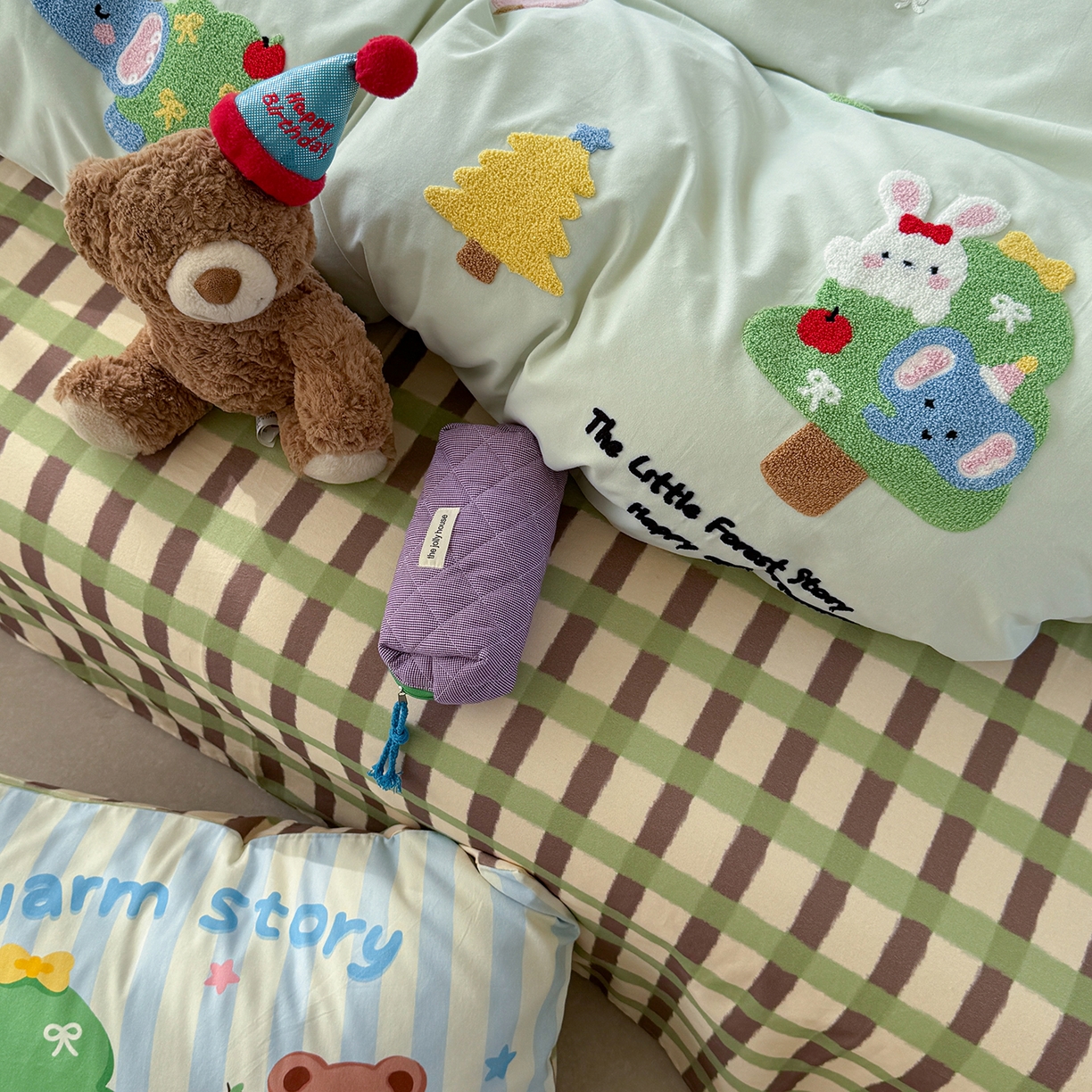 91家纺网 家纺一手货源 找家纺 柚子YOUTH 2025新款全棉秋冬磨毛毛巾绣四件套 熊兔乐园