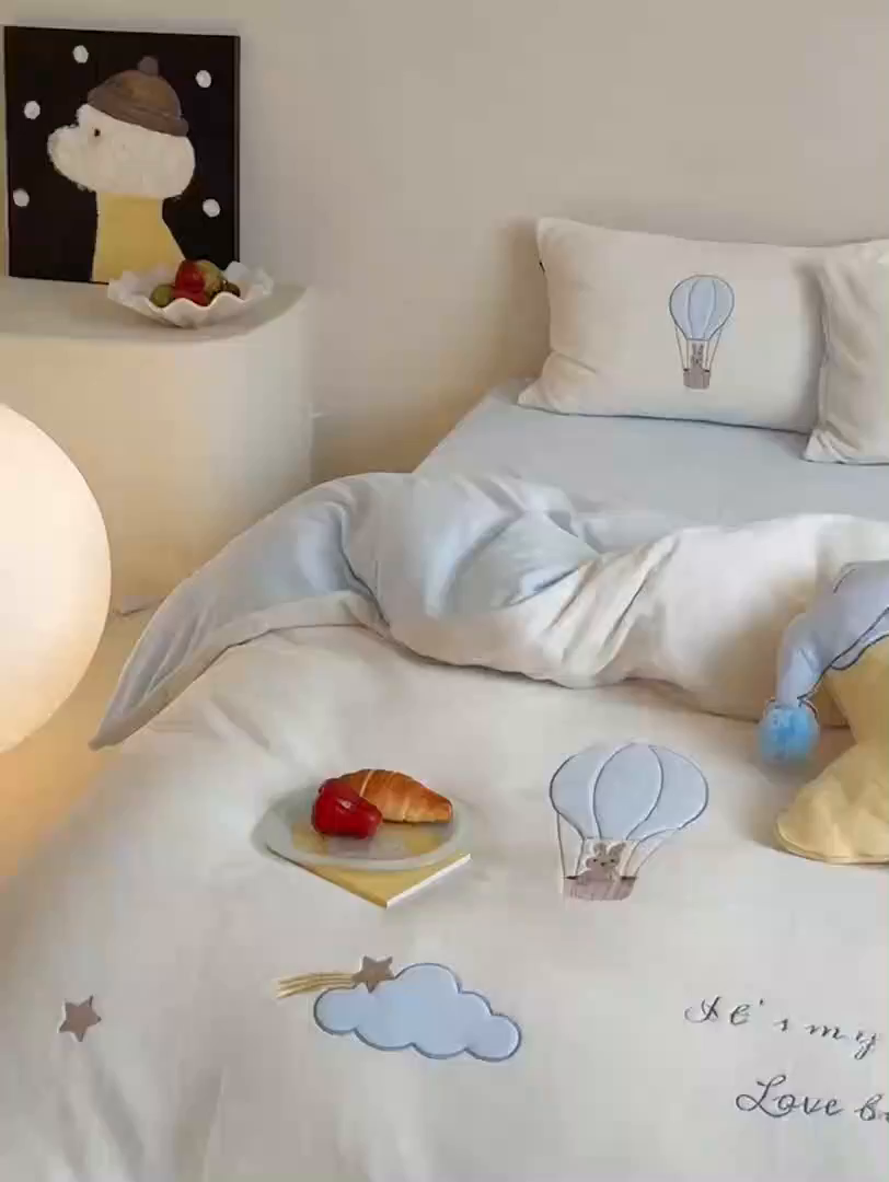 91家纺网 家纺一手货源 找家纺 （总）鹿班家居 2025新款冬季高克重牛奶绒贴布绣系列四件套-小熊心事（标准会员-10元）