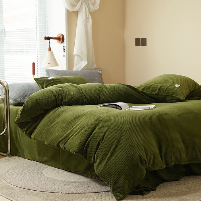 91家纺网 家纺一手货源 找家纺 朵希曼 2026新款加厚保暖华夫格牛奶绒系列四件套 牛油果