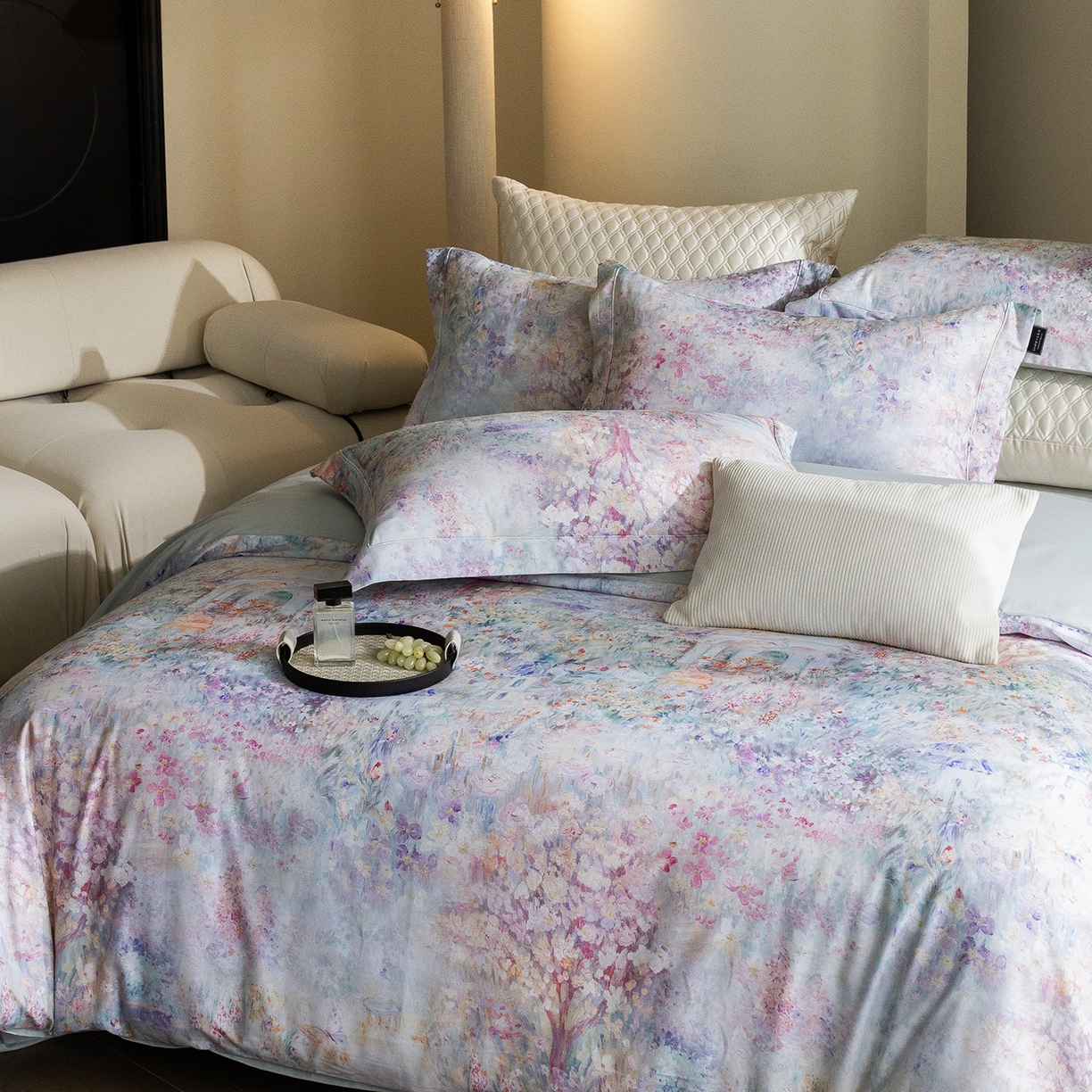 91家纺网 家纺一手货源 找家纺 三味舒屋 2025新款暖阳画卷系列S50数码印花磨毛四件套 午后莫奈蓝