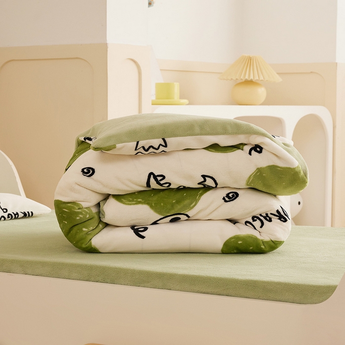 91家纺网 家纺一手货源 找家纺 嗨生活 2025新款加厚牛奶绒三件套儿童套件幼儿园三件套系列 呆萌恐龙