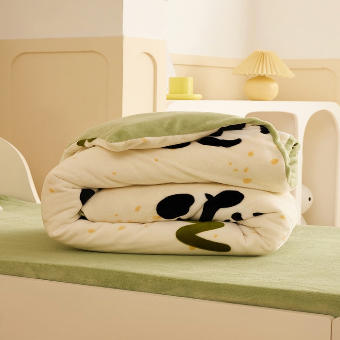 91家纺网 家纺一手货源 找家纺 嗨生活 2025新款加厚牛奶绒三件套儿童套件幼儿园三件套系列 开心熊猫