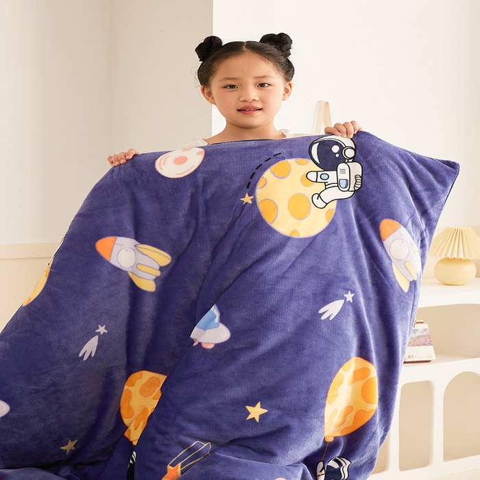 91家纺网 家纺一手货源 找家纺 嗨生活 2025新款加厚牛奶绒三件套儿童套件幼儿园三件套系列 太空飞船