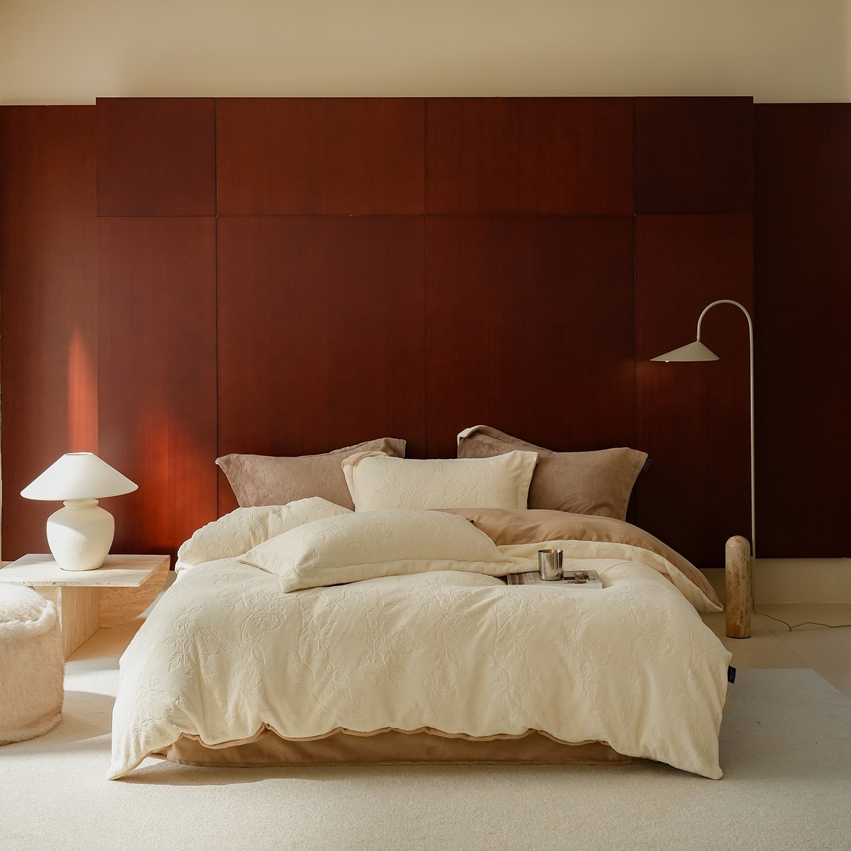 三味舒屋 2025新款全消光雕花牛奶绒四件套-香榭丽 香榭丽奶白