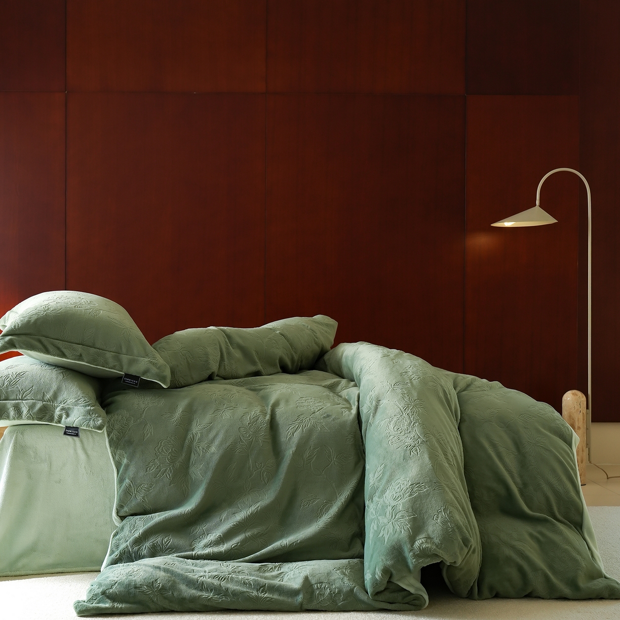 91家纺网 家纺一手货源 找家纺 三味舒屋 2025新款全消光雕花牛奶绒四件套-香榭丽 香榭丽绿