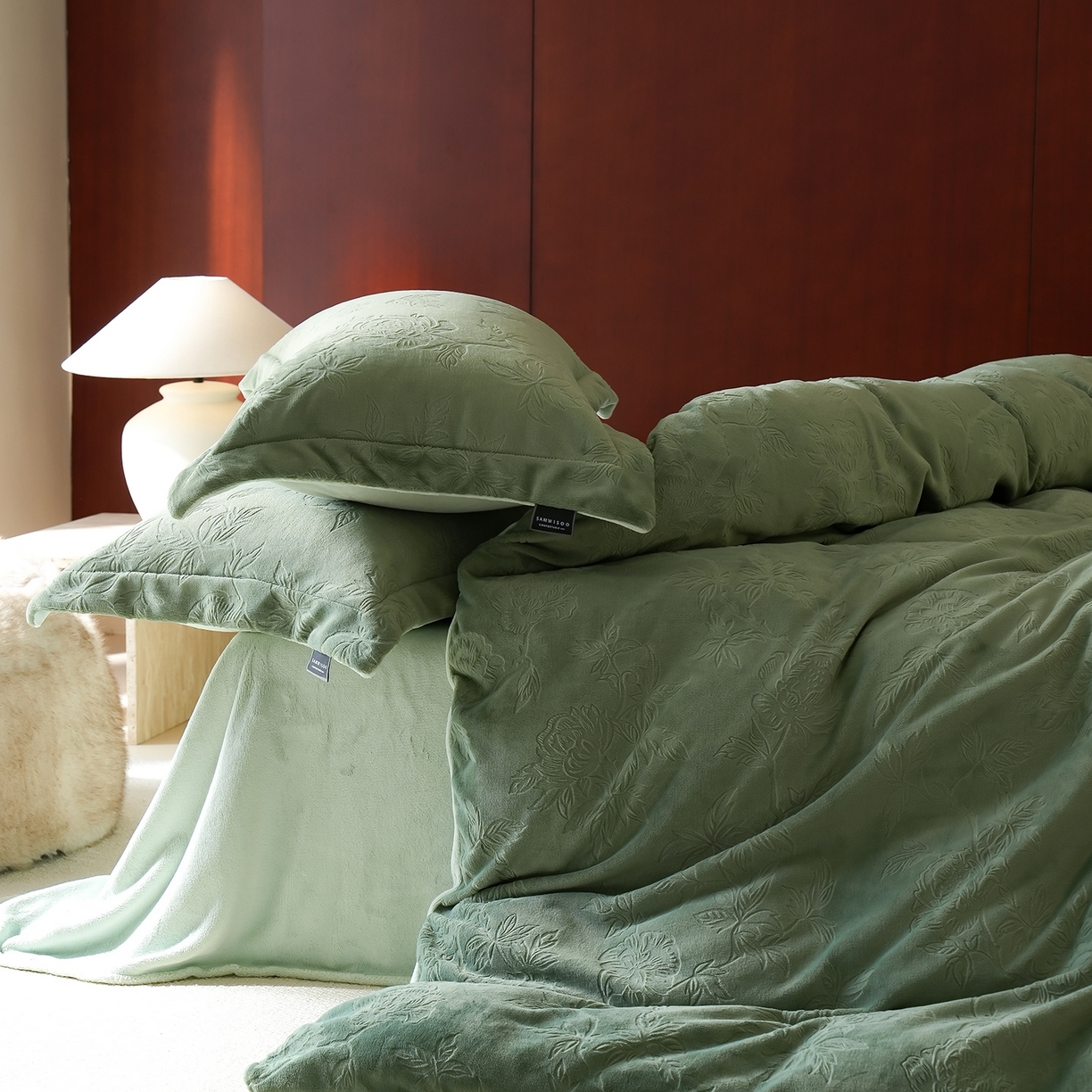 91家纺网 家纺一手货源 找家纺 三味舒屋 2025新款全消光雕花牛奶绒四件套-香榭丽 香榭丽绿