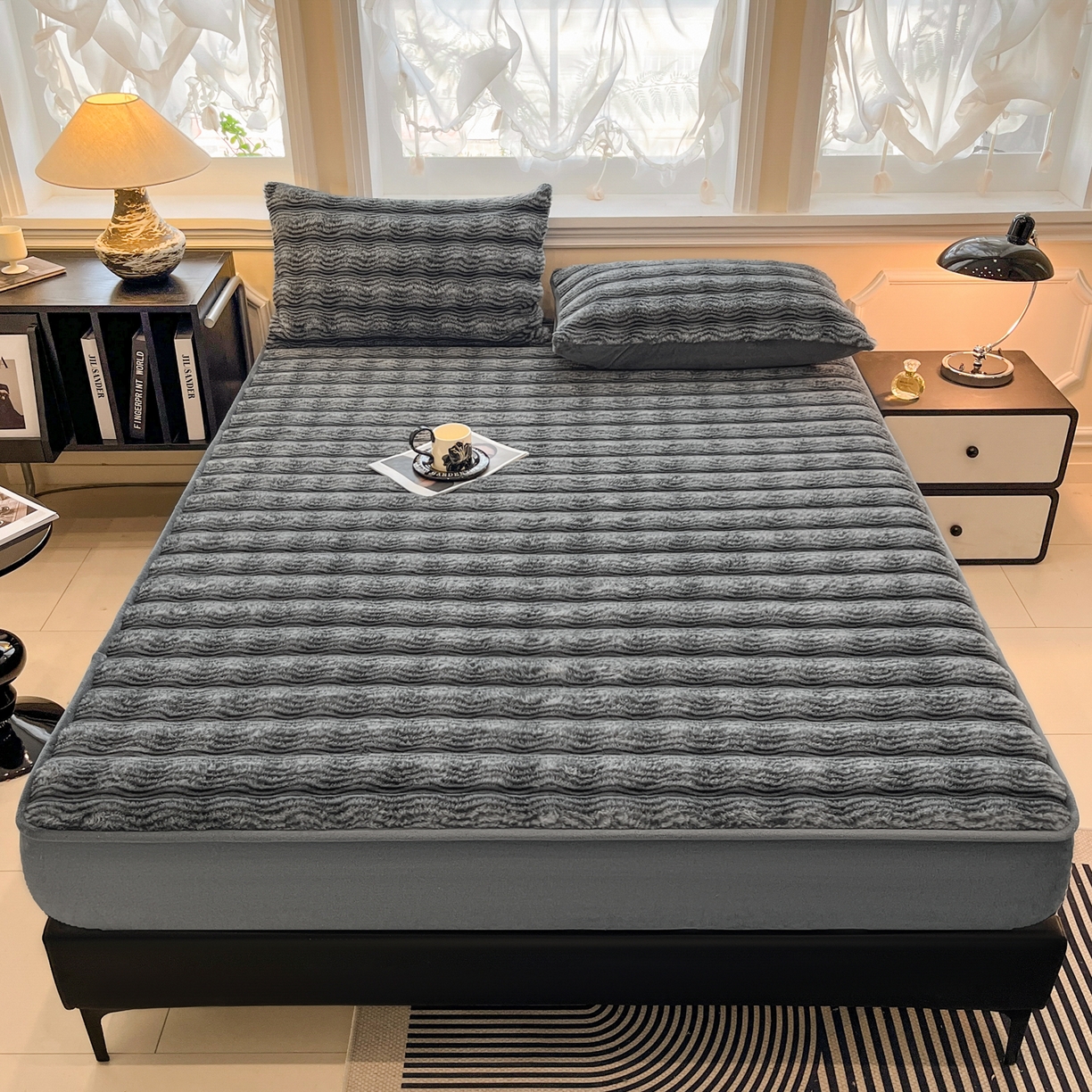91家纺网 家纺一手货源 找家纺 云木里 2025新款轻奢波纹皮草兔毛绒床笠单床笠床笠单件波纹系列 波纹-深灰