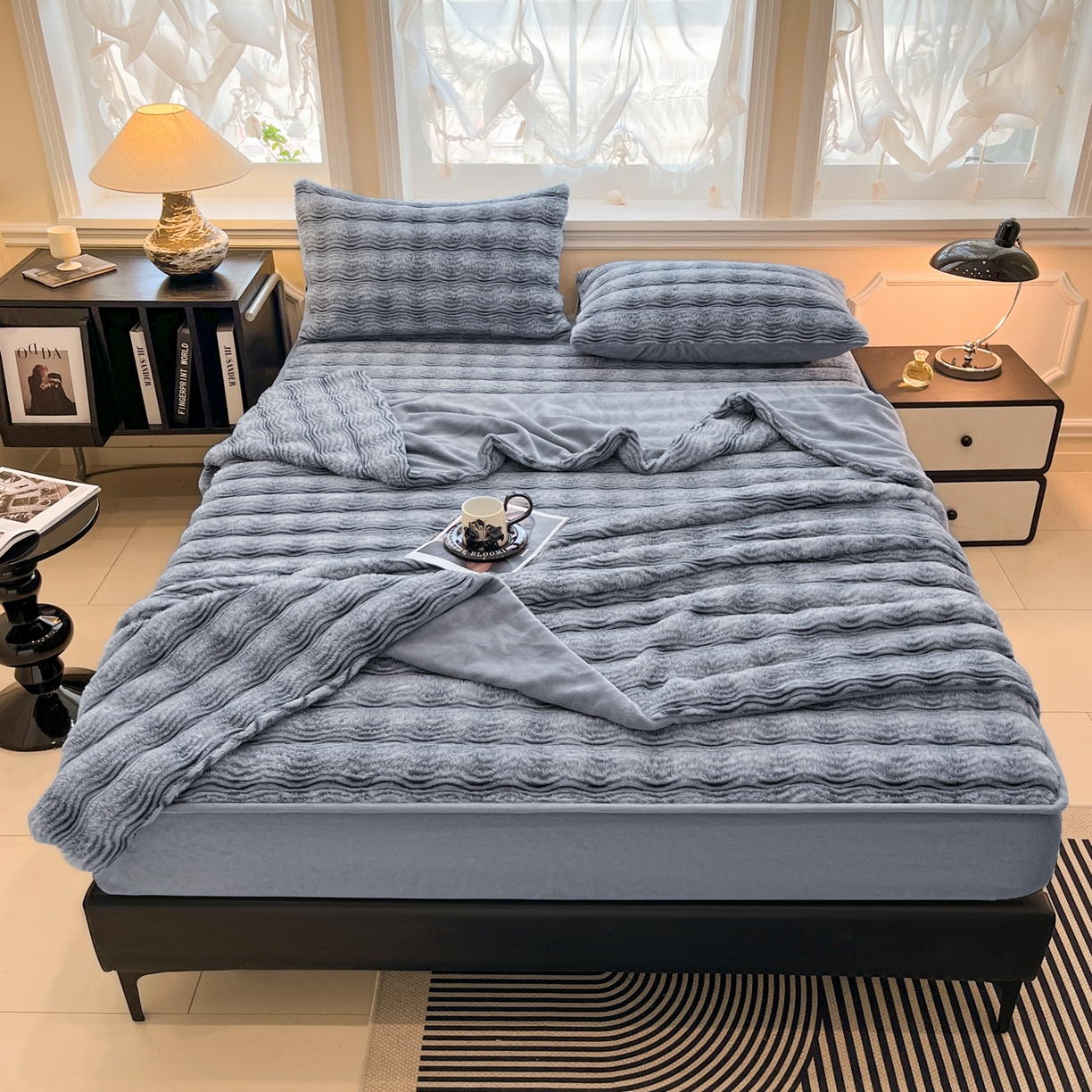 91家纺网 家纺一手货源 找家纺 云木里 2025新款轻奢波纹皮草兔毛绒床笠单床笠床笠单件波纹系列 波纹-蓝灰