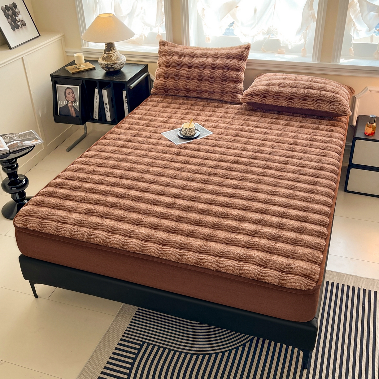 91家纺网 家纺一手货源 找家纺 云木里 2025新款轻奢波纹皮草兔毛绒床笠单床笠床笠单件波纹系列 波纹-深咖