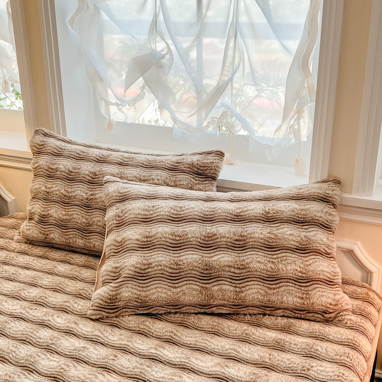 91家纺网 家纺一手货源 找家纺 云木里 2025新款轻奢波纹皮草兔毛绒床笠单床笠床笠单件波纹系列 波纹-卡其