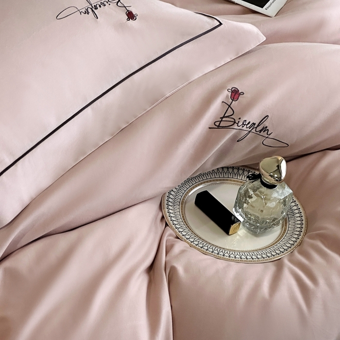 91家纺网 家纺一手货源 找家纺 南泉坊 2025新款60支全棉纯棉数码印花磨毛四件套 知薇-粉