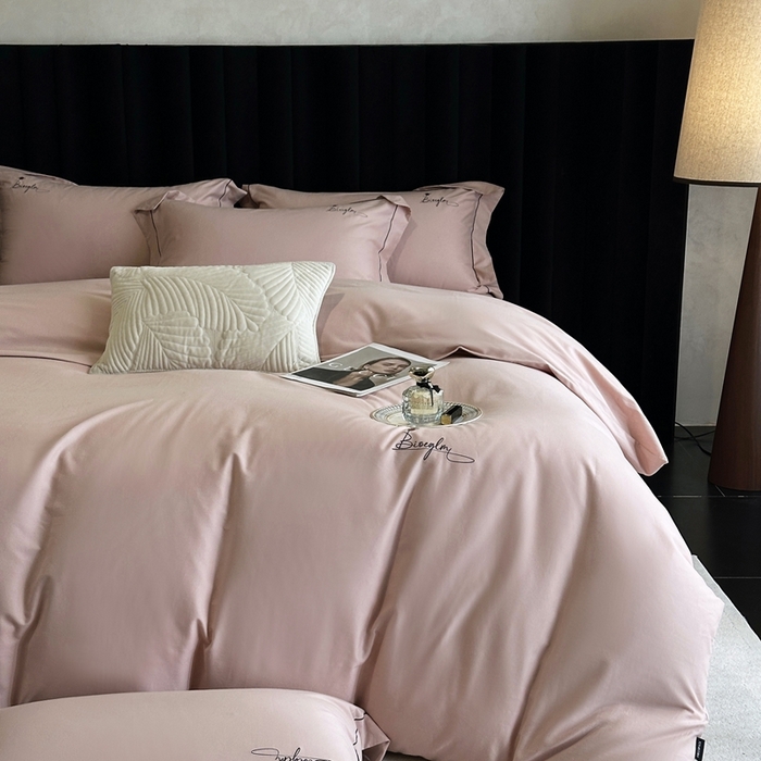 91家纺网 家纺一手货源 找家纺 南泉坊 2025新款60支全棉纯棉数码印花磨毛四件套 知薇-粉