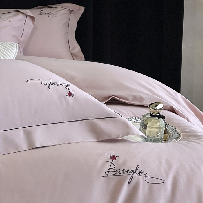 91家纺网 家纺一手货源 找家纺 南泉坊 2025新款60支全棉纯棉数码印花磨毛四件套 知薇-粉