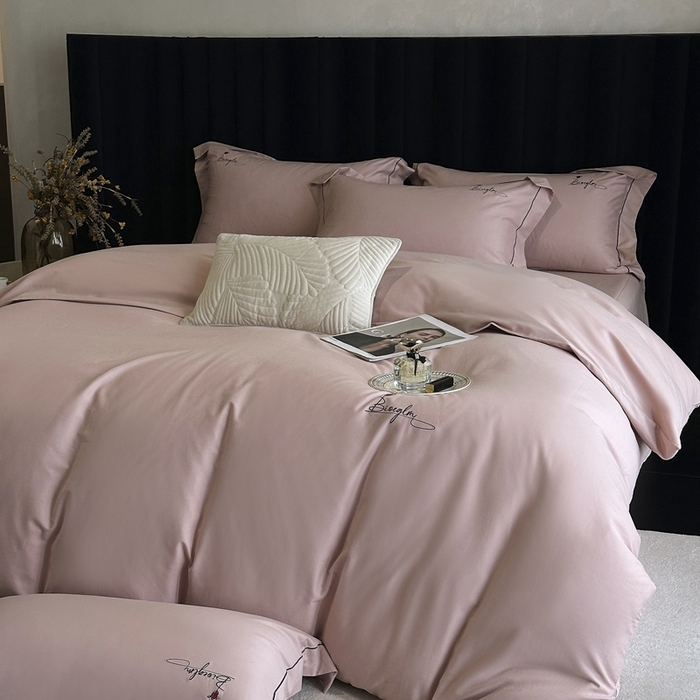 91家纺网 家纺一手货源 找家纺 南泉坊 2025新款60支全棉纯棉数码印花磨毛四件套 知薇-粉