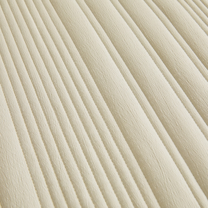 91家纺网 家纺一手货源 找家纺 予梦家纺 2025新款床盖 蔷薇-牛奶白