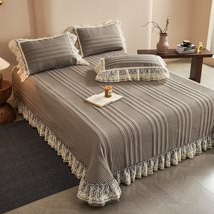 91家纺网 家纺一手货源 找家纺 予梦家纺 2025新款床盖 蔷薇-云雾灰