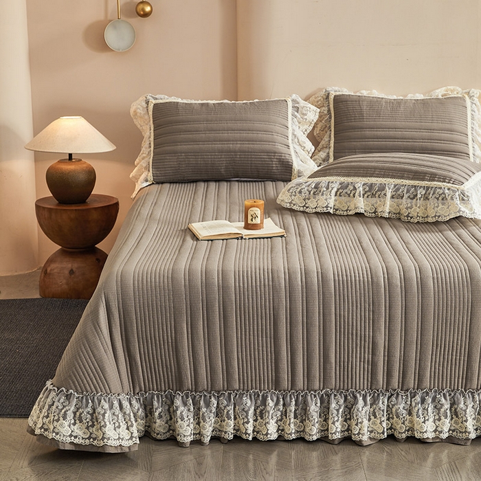 91家纺网 家纺一手货源 找家纺 予梦家纺 2025新款床盖 蔷薇-云雾灰