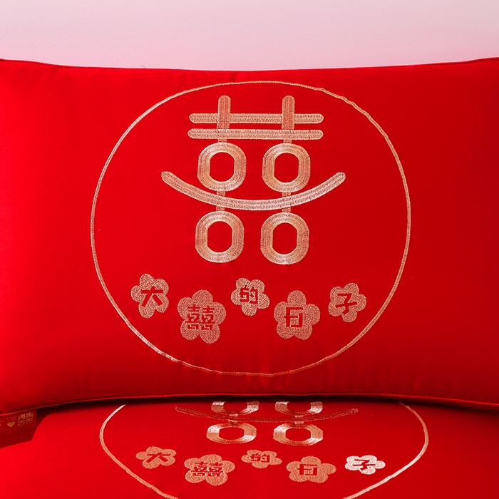 91家纺网 家纺一手货源 找家纺 永乐枕芯 2025新款大红枕头婚庆枕芯结婚婚礼喜庆枕头枕芯 大囍的日子