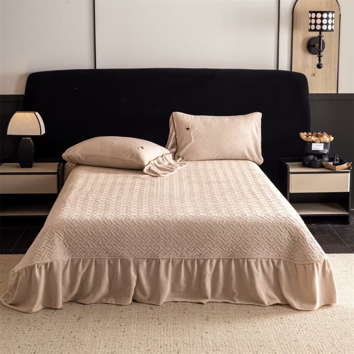 91家纺网 家纺一手货源 找家纺 罗优家纺 2025新款柔暖皱幔款暖绒四件套 浅杏