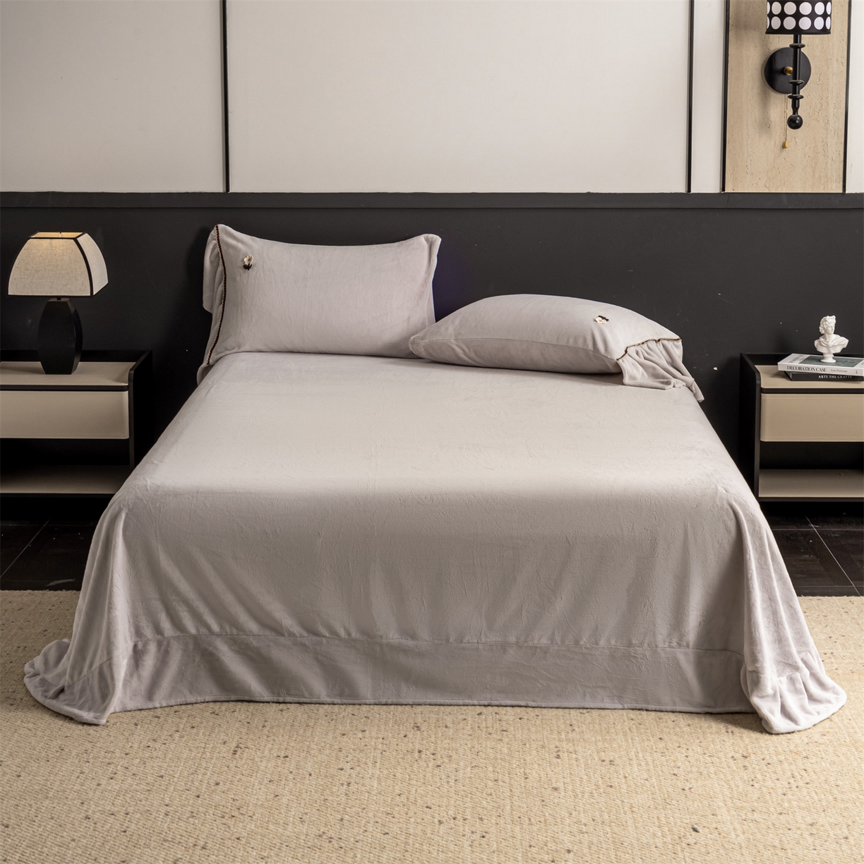 91家纺网 家纺一手货源 找家纺 罗优家纺 2025新款柔暖皱幔款暖绒四件套 浅灰