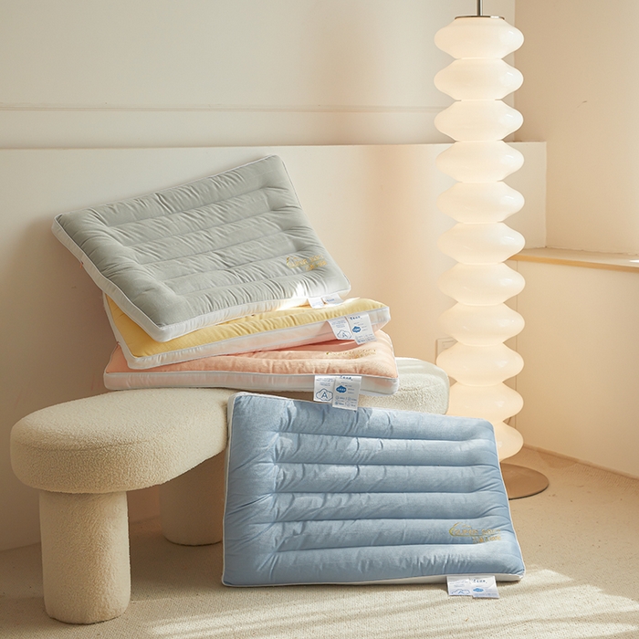 91家纺网 家纺一手货源 找家纺 皇冠之家枕芯 2025新款云柔绒感枕头枕芯 蓝色