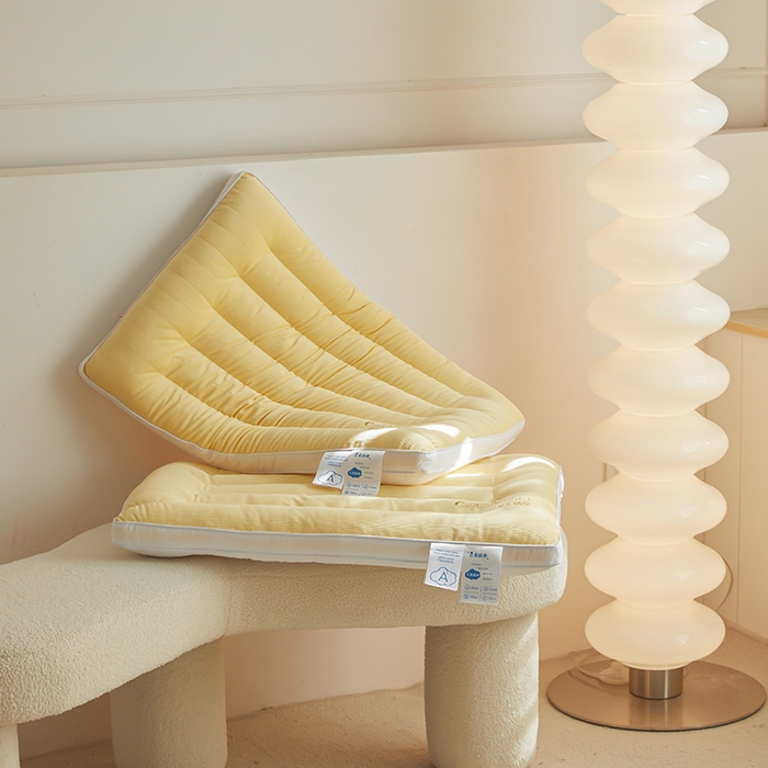 91家纺网 家纺一手货源 找家纺 皇冠之家枕芯 2025新款云柔绒感枕头枕芯 黄色