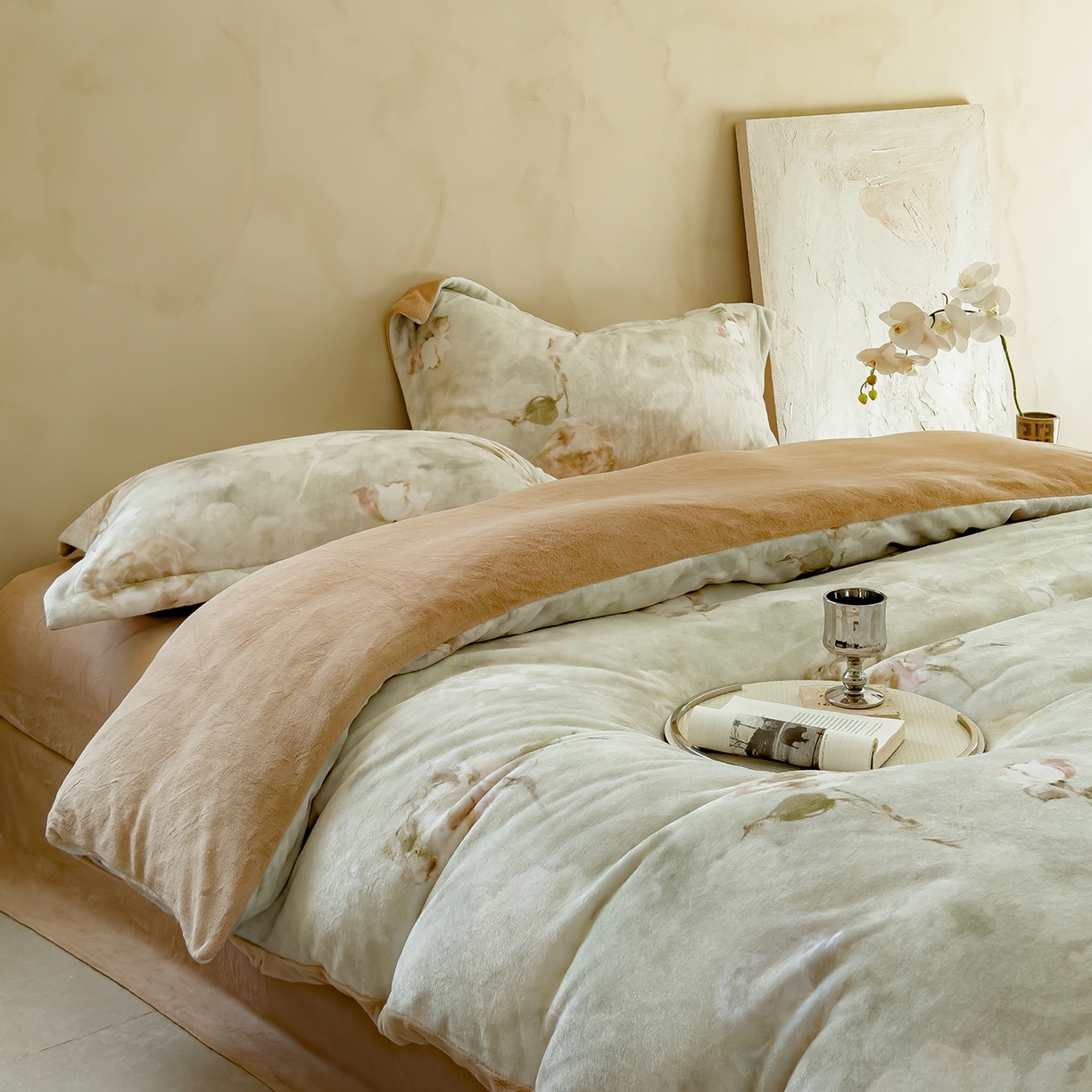 三味舒屋 2025新款奢暖数码印花牛奶绒四件套-场景图 南烟