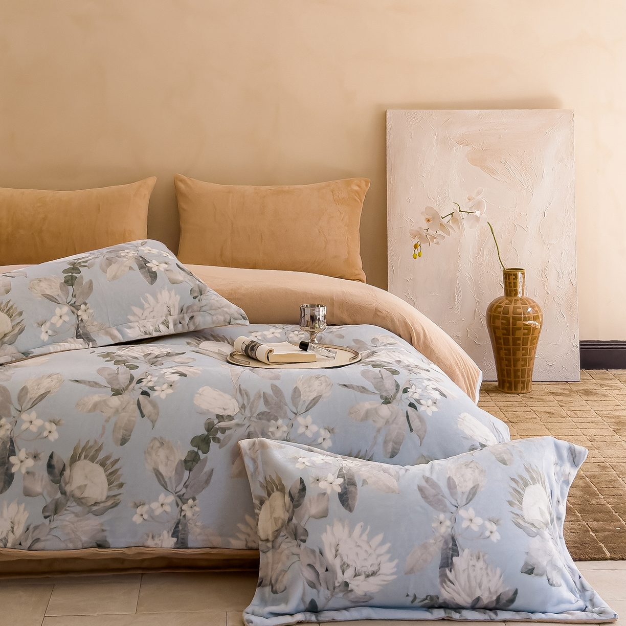 91家纺网 家纺一手货源 找家纺 三味舒屋 2025新款奢暖数码印花牛奶绒四件套-场景图 兰亭