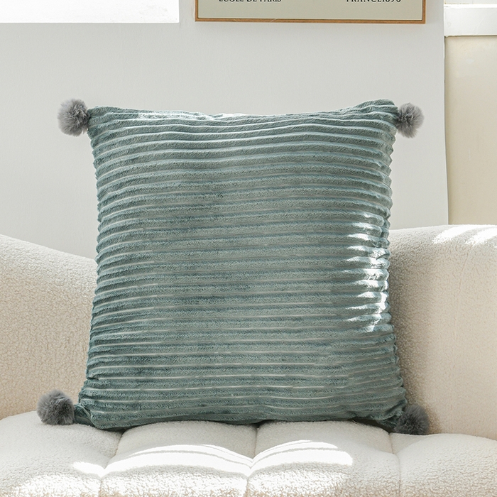 91家纺网 家纺一手货源 找家纺 （总）碧尔家居 2025新款PP棉缝标设计魔法绒小抱枕