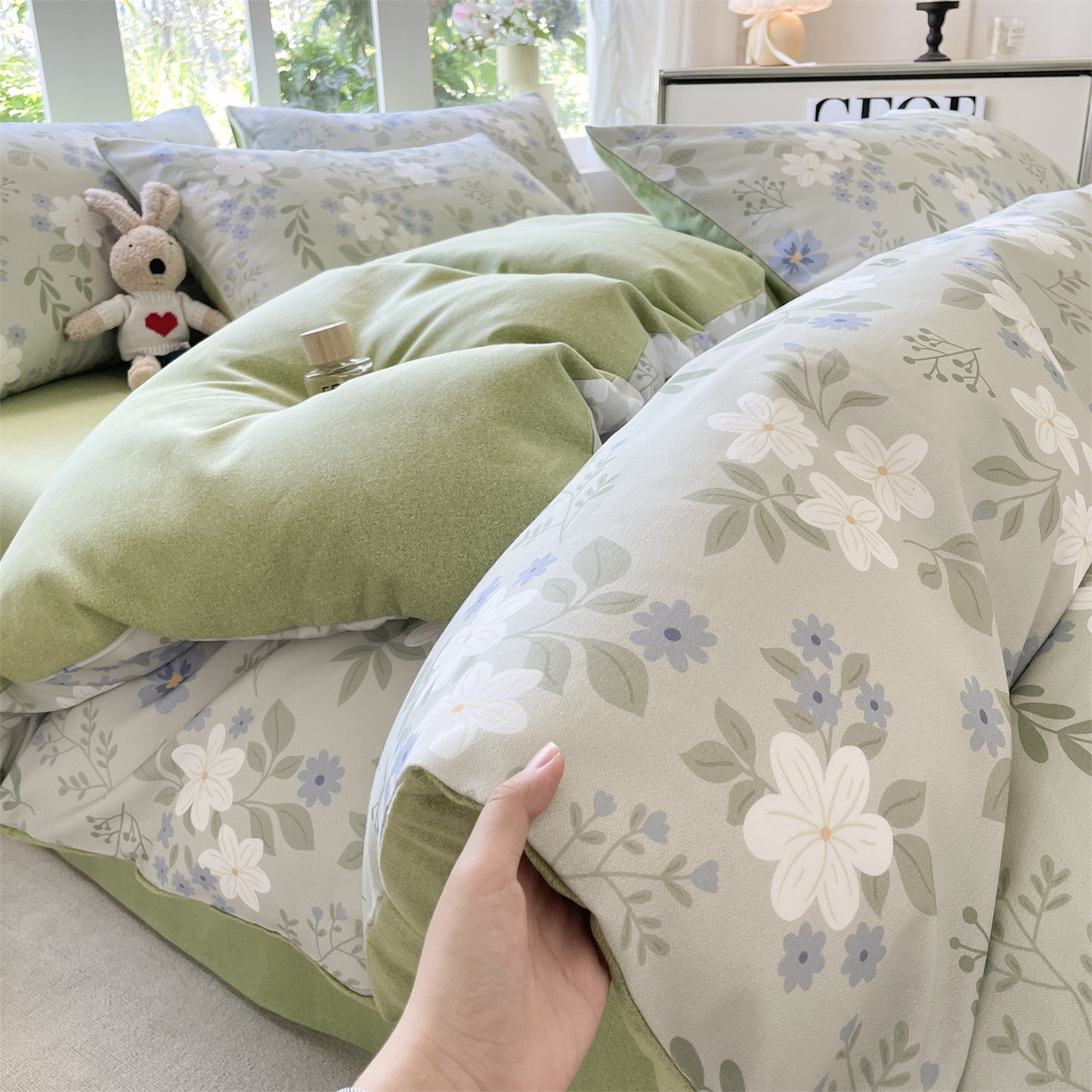 91家纺网 家纺一手货源 找家纺 本制 2025秋冬新款全棉混纺磨毛印花四件套 春熙-逍遥游