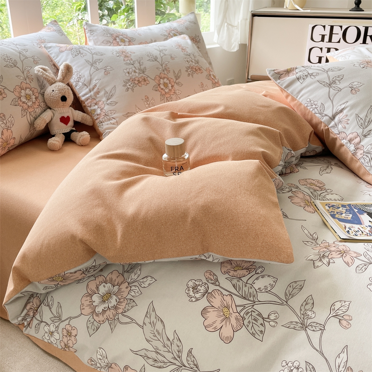 91家纺网 家纺一手货源 找家纺 本制 2025秋冬新款全棉混纺磨毛印花四件套 落花-蜜橙