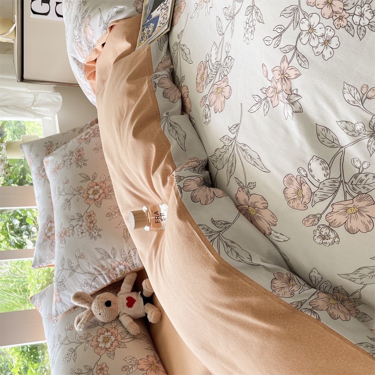 91家纺网 家纺一手货源 找家纺 本制 2025秋冬新款全棉混纺磨毛印花四件套 落花-蜜橙