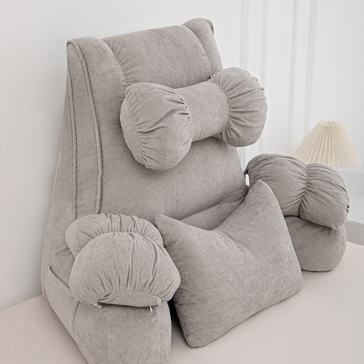 91家纺网 家纺一手货源 找家纺 沐沐家纺 2026新款小羊绒蝴蝶结护腰靠背 灰色