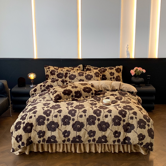 91家纺网 家纺一手货源 找家纺 美伦美焕 2025新款直播热款高克重兔毛绒床盖款四件套 花眠咖